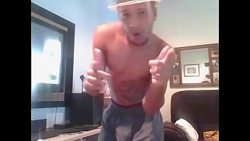 Bailando Sexy Reggaeton Del Viejito El Mejor thumbnail