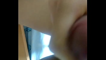 Novinho ejaculando Novinho ejaculando