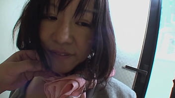 Mature asian brunette with very hairy pussy makiko nakane having fun with a guy