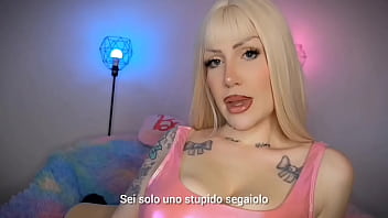 Stupido gooner findom aroma ita latex joi femdom aroma bionda italiana dominazione finanziaria dialoghi in italiano gooning