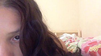 Bedroom squirt her juices