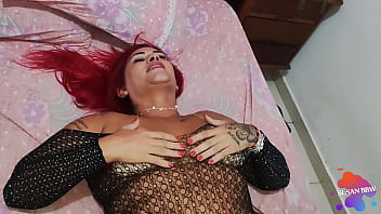 Boy gostoso gozou na minha bunda