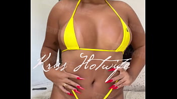 Did i look pretty in yellow eu estava bonita de amarelo