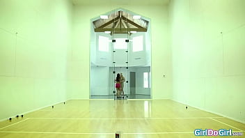 Samantha rone arrives at miss summers jennings awaits her and wants her to do everything she petite babe makes her lick her