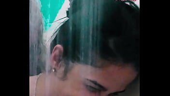 Cleaning up with jazmin shave to vibrate