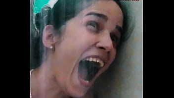 Cleaning up with jazmin shave to vibrate