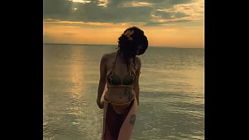 Princess leia is waiting for you on the beach