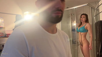 Trio torride avec lea pam elisa calvi et ses gros seins naturels et gael braga