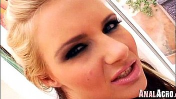 Playing with her asshole 085