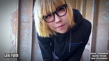 Chinese Shemale Lexi Faith Outdoor Wank thumbnail