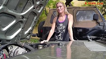 Skinny girl sells her car and got fucked by the pawn man