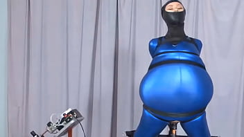 Inflating belly fake