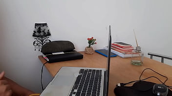 Mature woman had anal sex with a computer technician