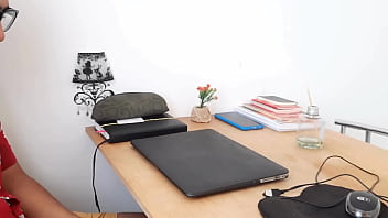 Mature woman had anal sex with a computer technician