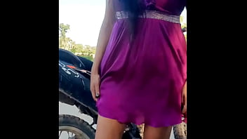 Esposa infiel se deja follar en el monte