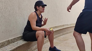 Sapatão teve que dar para o amigo do serviço após apostar que o palmeiras seria campeão mundial