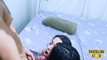 Gozei na buceta da minha meia irmã e da namorada dela