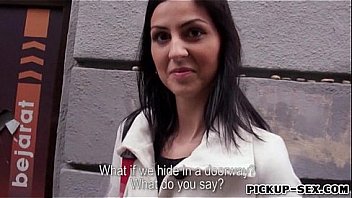 Amateur brunette czech girl meg magic banged with stranger