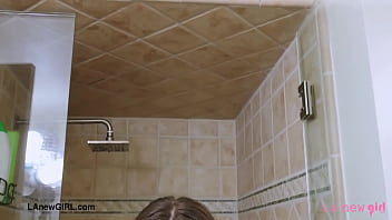 Aspiring amateur model enjoys a sensual bath