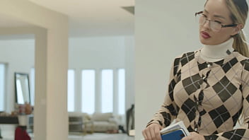 Asian teen linda lan tempts her boyfriend's dad into pounding her tight pussy gp3320