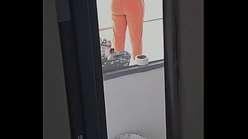 Architect with a juicy butt