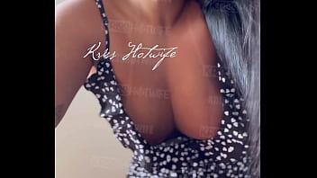 Linda meiga e muito safada confere na área de assinatura