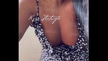 Linda Meiga E Muito Safada Confere Na área De Assinatura thumbnail