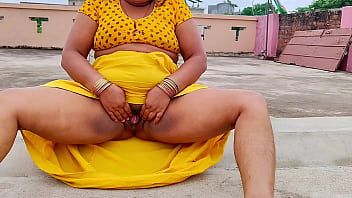 Bhabhi fuking