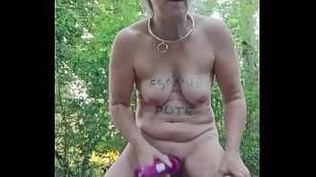 2024 08 29 esclave f en foret