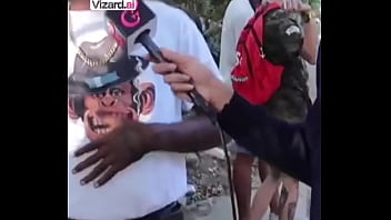 Lecciones de vida en el barrio #historia #cantante #apoyo #elchicletv #superacion #barbero