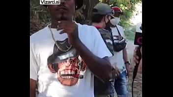 Lecciones de vida en el barrio #historia #cantante #apoyo #elchicletv #superacion #barbero