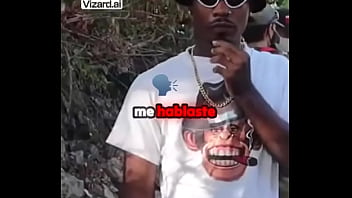 Lecciones de vida en el barrio #historia #cantante #apoyo #elchicletv #superacion #barbero