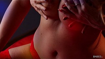 Two Gorgeous Lesbian Girlfriends Make Passionate Love thumbnail