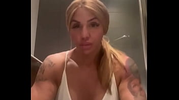 Retweet me guys please