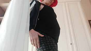 I am pregnant and i love to show it