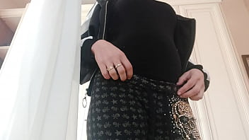 I am pregnant and i love to show it