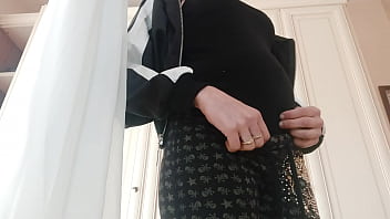 I am pregnant and i love to show it