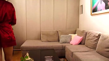 Babe use anal toy and plays with pussy