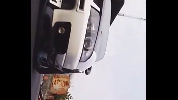 カスタムカーが公道でバーンアウト！！