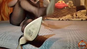 Klaudiaambergirl video for leg high heel and big breast fetishists