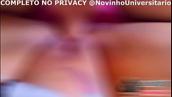 Novinho fudendo a bumbumgigante