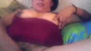 Masturbandose la calenturienta