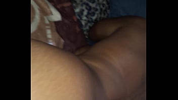 Gozando no negão de 21cm durão