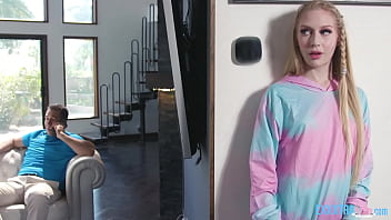 Blonde teenie hammered well by big dick man Blonde teenie hammered well by big dick man