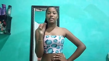 Vitória exibiu sua bunda