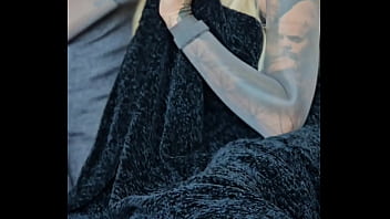 Vient découvrir mes photos da ma nouvelle tenue nylons fetish tu va adoré