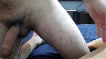 Ojala no quede preñada la venezolana culona por favor dios