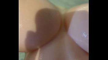 Nieuwe sextoy gehaald met grote tieten