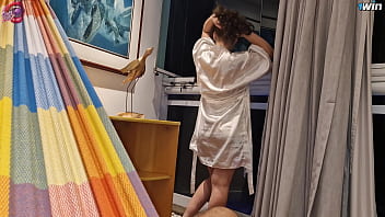 Putinhas casadas candy crush e gabbie luna numa orgia se acabando nos paus grandes