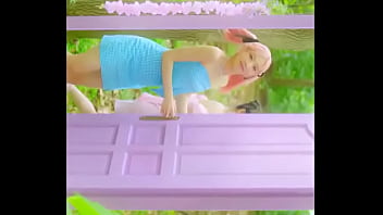 Loona Flip That Mv thumbnail